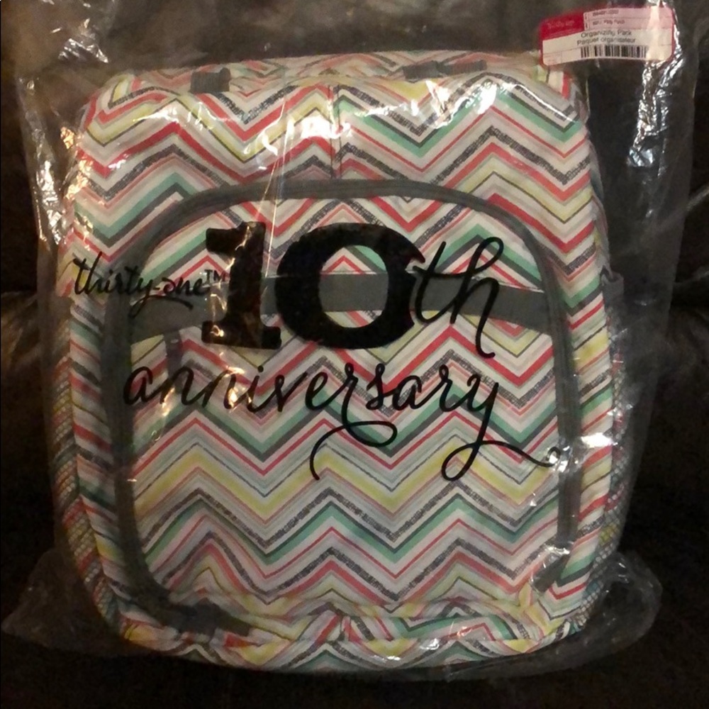 Thirty One Gifts Organizing Pack in Party Punch